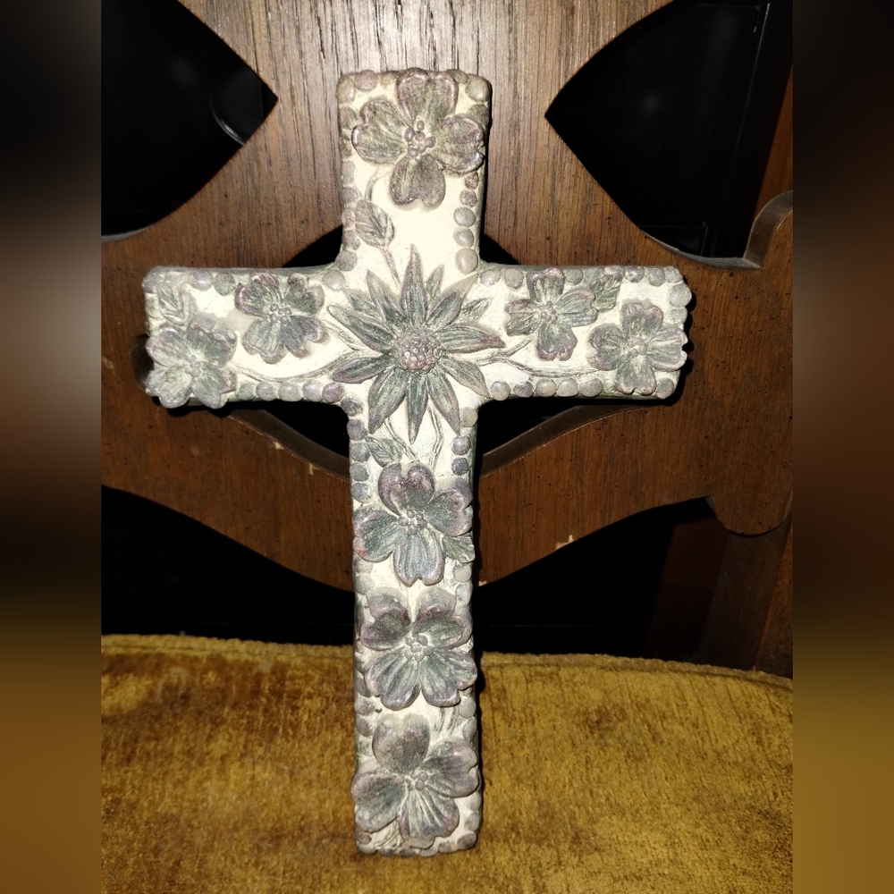 Figi small cross wall plaque
